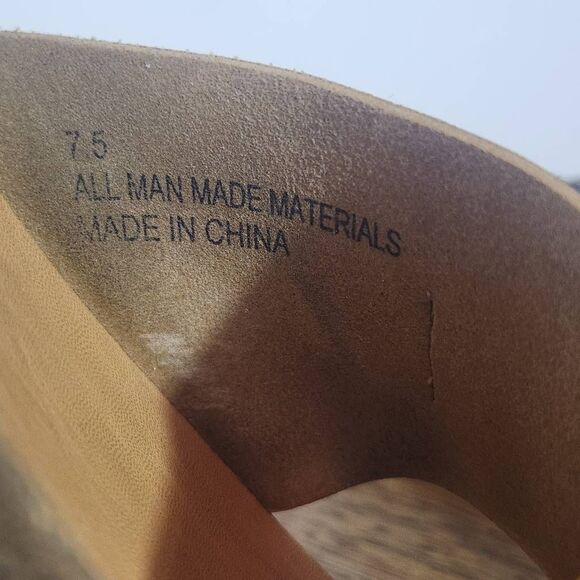 Blowfish Brown Slip-on Sandals Size 7.5 Light Brown Vegan Sandals - Picture 8 of 10